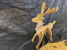 Load image into Gallery viewer, Small Reindeer
